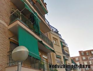 Продается 4-комнатная квартира в Барселоне