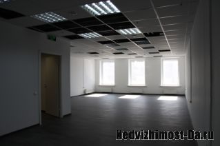 Сдается офис в бизнес центре класса А. Общая площадь 390 кв.м.