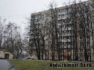 Комната 16 м с балконом в пустой 3-комнатной квартире на ул. Бирюлевской, 52к1