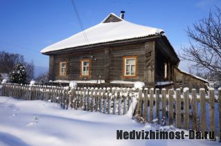 Бревенчатый дом с мебелью в тихой деревне, рядом с речкой, недалеко от Рыбинского ВДХР, 340 км от МК
