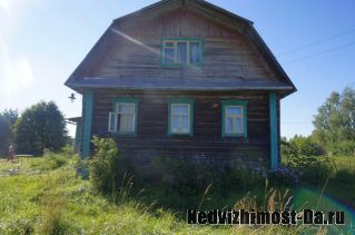 Крепкий бревенчатый дом в тихой деревне, рядом с речкой, 270 км от МКАД