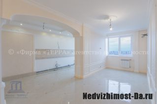 3 комнатная квартира в новом доме с отличным ремонтом на зжм в Ростове