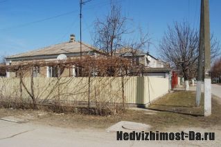Продам дом, на участке 7 сот. в п. Витязево, Анапский район.