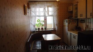 Продам 2 к.кв. п. Дубовая роща, ул. Октябрьская