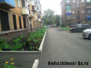 Продам 1-к комн. квартиру ул.Лазо,1