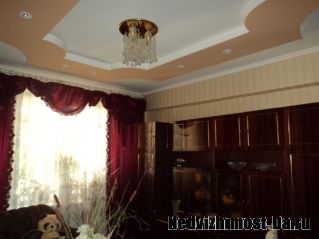 Продается 3-х комнатная квартира в центре Каменска-Шахтинского