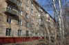 Продам большую комнату в зеленом районе.