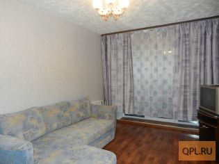 Квартира двухкомнатная посуточно сдам в  центре  в Хабаровске